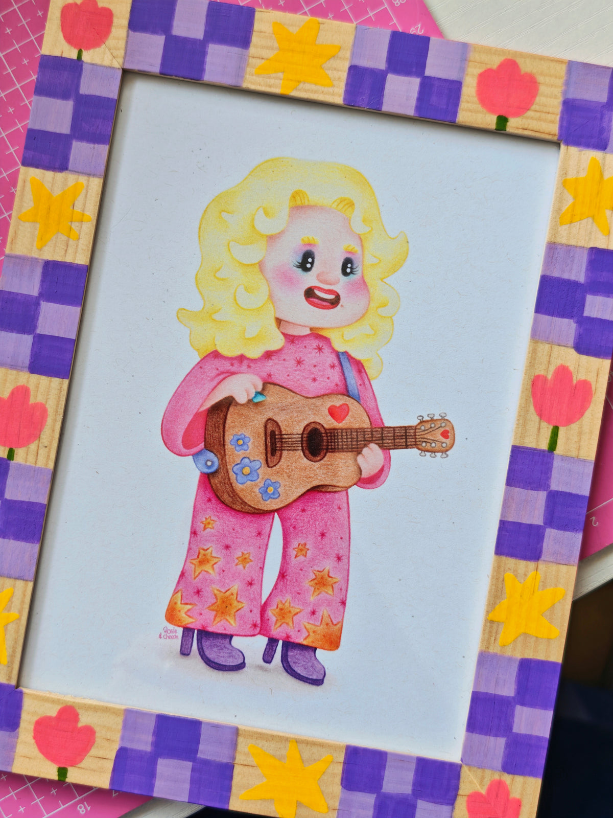 Dolly Parton - Signed Art Print in Hand Painted Frame | 5x7"